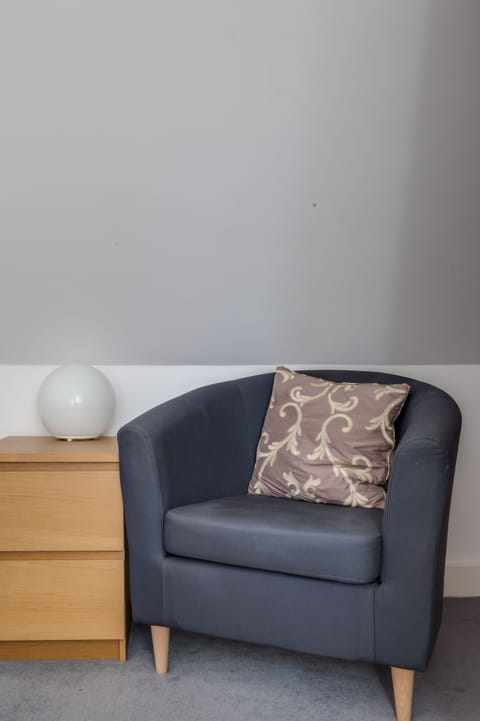 Premium bedding, desk, soundproofing, iron/ironing board