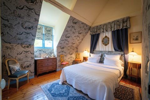 Double Room (Marie Antoinette) | Individually decorated, individually furnished, blackout drapes