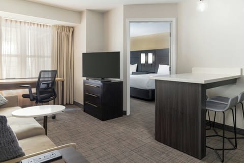 Suite, Multiple Beds | In-room safe, desk, iron/ironing board, free cribs/infant beds