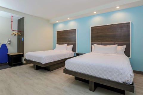 Free WiFi, bed sheets, wheelchair access