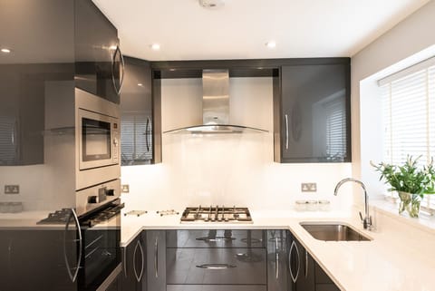 Apartment, Private Bathroom (Garden Terrace - Flat 2) | Private kitchen