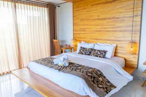 Double or Twin Room, Private Bathroom, Partial Ocean View | 1 bedroom, desk