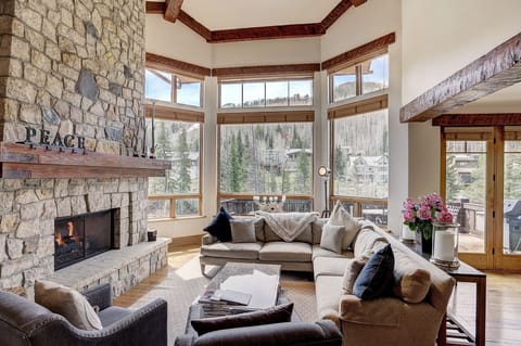 Townhome, 4 Bedrooms | Living area | Flat-screen TV