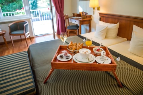 Superior Double Room (Auslese Suedbalkon) | Hypo-allergenic bedding, minibar, in-room safe, free WiFi