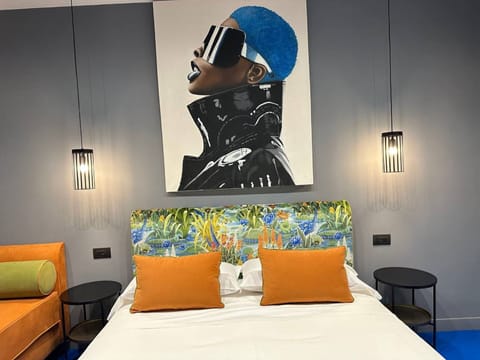 1 bedroom, premium bedding, down comforters, minibar