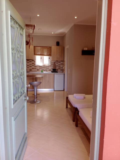 Hypo-allergenic bedding, in-room safe, individually decorated