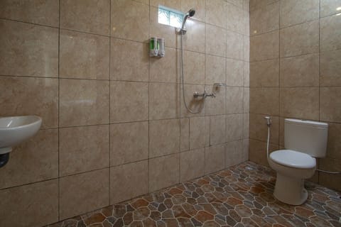 Luxury Villa, 2 Bedrooms | Bathroom shower
