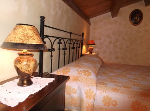 Comfort Double or Twin Room | 1 bedroom, free WiFi, bed sheets