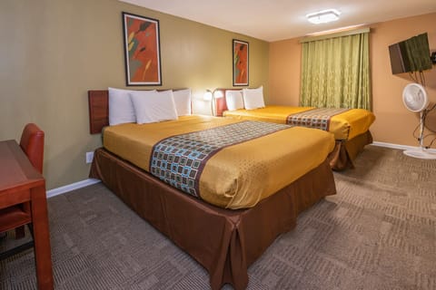 Economy Double Room, 2 Queen Beds | Desk, soundproofing, rollaway beds, free WiFi