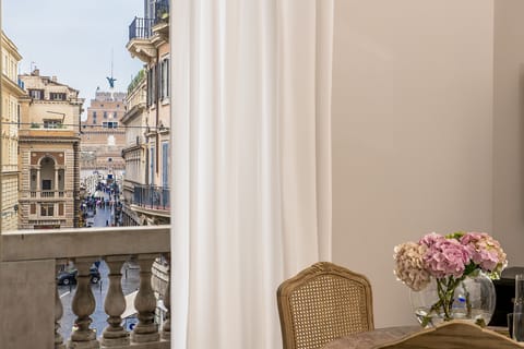 Junior Double or Twin Room, Multiple Beds, Non Smoking, Balcony | Exterior