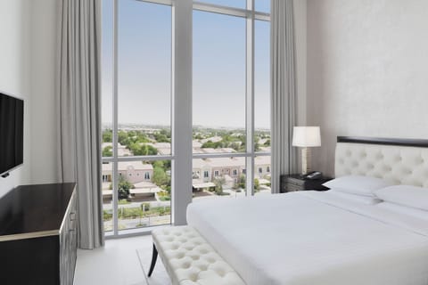 Suite, 1 King Bed (View) | Hypo-allergenic bedding, minibar, in-room safe, desk