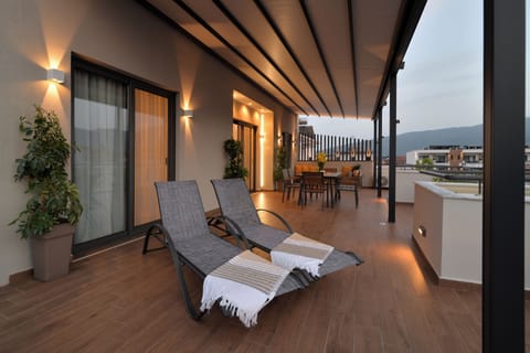 Panoramic Suite, Non Smoking, Lanai | Terrace/patio