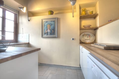 Apartment, 1 Bedroom (Tramontana) | Private kitchen | Fridge, stovetop, cookware/dishes/utensils