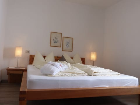 In-room safe, desk, blackout drapes, bed sheets