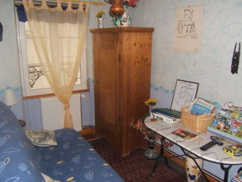 Double Room | Living area | Flat-screen TV