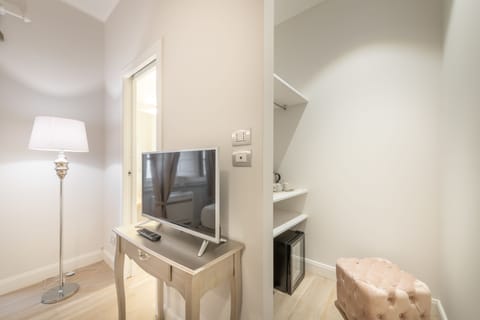 Deluxe Suite | Room amenity