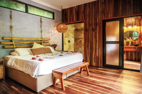 Signature Tree House | Premium bedding, individually decorated, blackout drapes