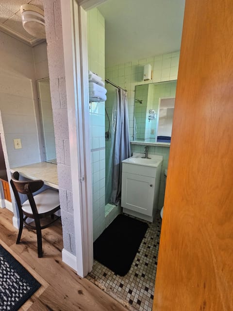 Free toiletries, hair dryer