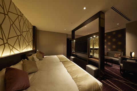 Executive Twin Room | Premium bedding, down comforters, pillowtop beds, in-room safe