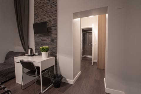 Comfort Triple Room, Non Smoking | Room amenity