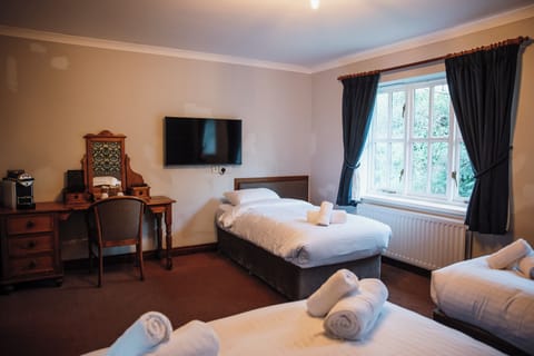 Family Room | Free WiFi