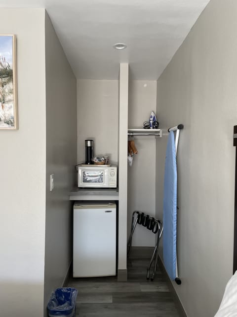 Desk, laptop workspace, free WiFi, bed sheets