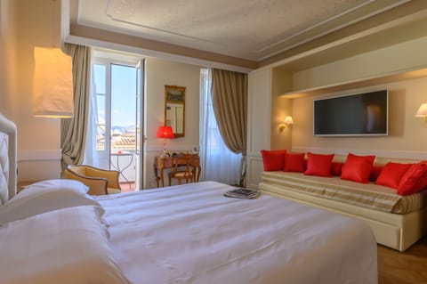 Deluxe Double Room, Balcony | Premium bedding, down comforters, minibar, in-room safe