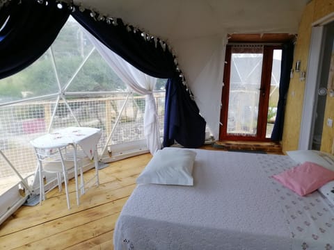 Design Tent, 2 Bedrooms, Ensuite, Sea View | Egyptian cotton sheets, premium bedding, free minibar items