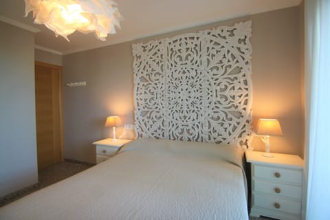 Apartment, 2 Bedrooms, Terrace | 2 bedrooms, desk, iron/ironing board, free cribs/infant beds