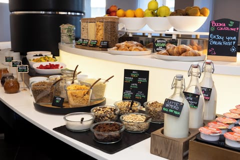 Daily buffet breakfast (EUR 16 per person)