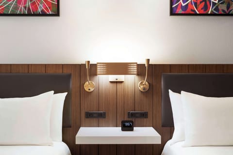 Premium bedding, pillowtop beds, in-room safe, desk