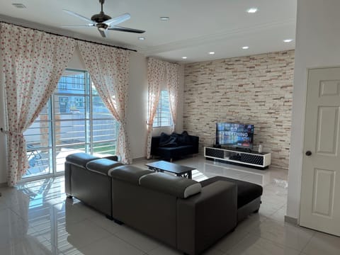 Family House, Multiple Beds, Non Smoking | Living area | LED TV, DVD player