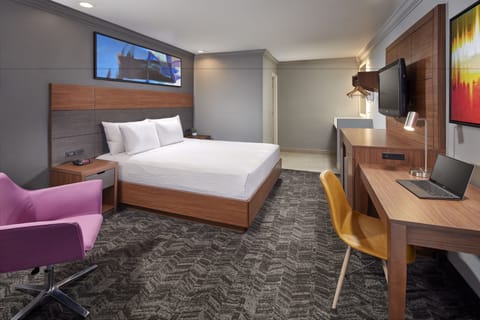 Desk, iron/ironing board, free WiFi