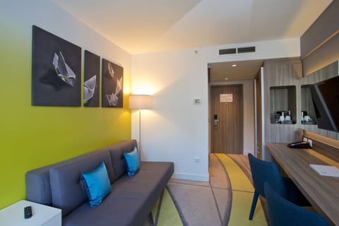 Minibar, in-room safe, desk, blackout drapes