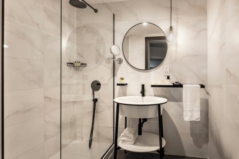 In-room safe, desk, laptop workspace, blackout drapes