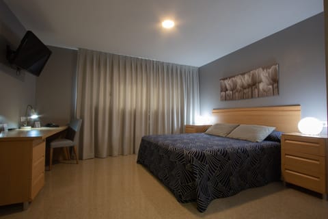 Superior Double Room | Desk, free cribs/infant beds, free WiFi, bed sheets