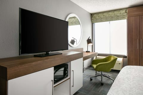 Desk, iron/ironing board, free cribs/infant beds, free WiFi