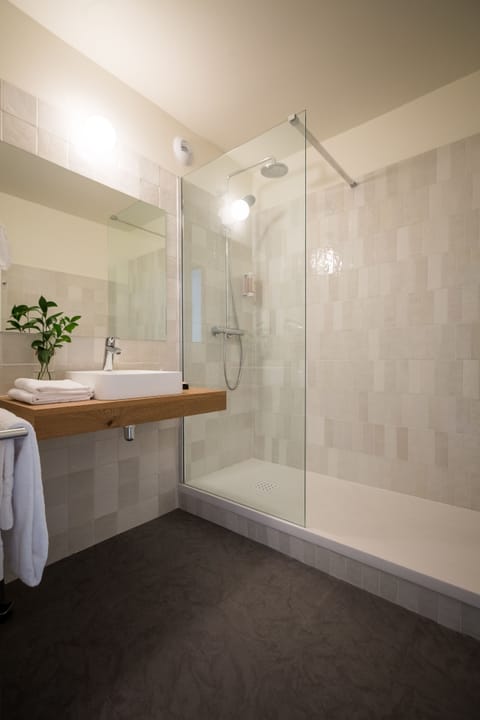 Free toiletries, hair dryer, bidet, towels