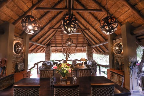 Luxury House | Terrace/patio