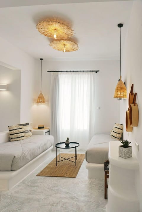 Family Quadruple Room (No View) | Egyptian cotton sheets, Select Comfort beds, in-room safe