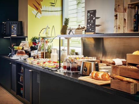 Daily continental breakfast for a fee