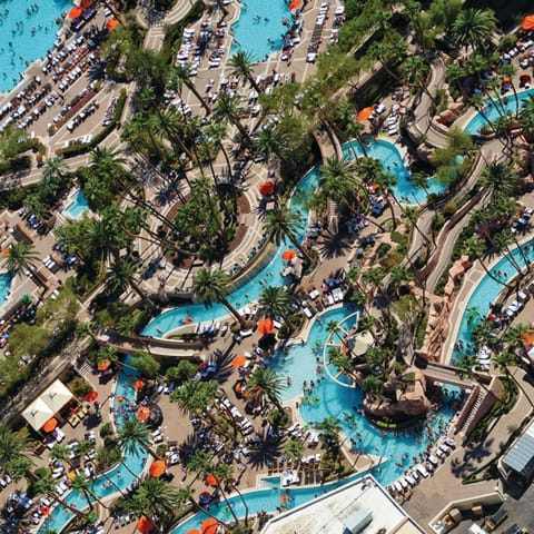 Outdoor pool, open 9:00 AM to 7:00 PM, sun loungers