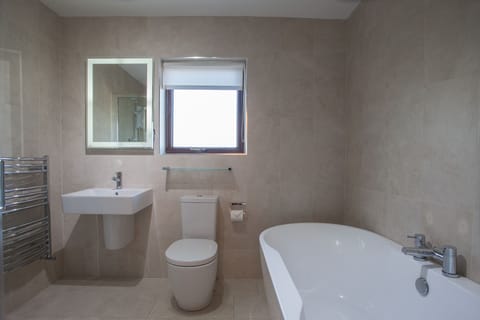 Double Room, Ensuite | Bathroom