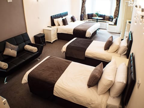 Suite, Ensuite (Large)