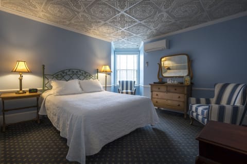 Primrose Room (shower only) | Iron/ironing board, free WiFi, bed sheets, alarm clocks