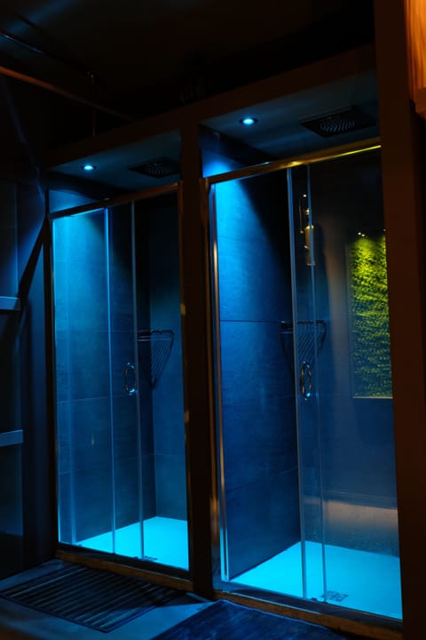 Vichy shower