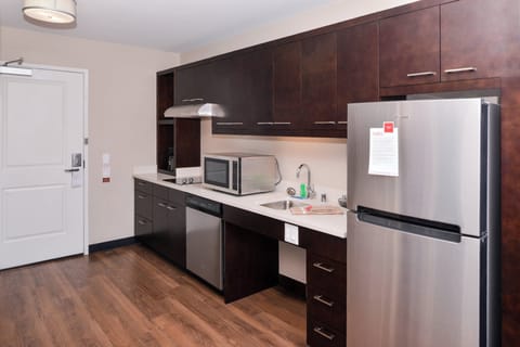 Suite, 1 Bedroom | Down comforters, in-room safe, desk, laptop workspace