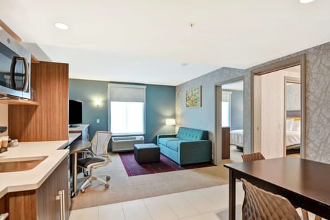 Suite, 1 Queen Bed, Accessible (Roll-In Shower) | Living area | LCD TV