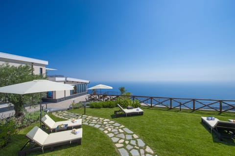 Sundeck
