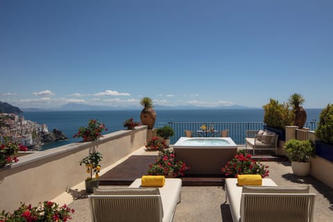 Junior Suite, 1 King Bed, Sea View (Terrace and Jacuzzi) | Select Comfort beds, minibar, in-room safe, desk